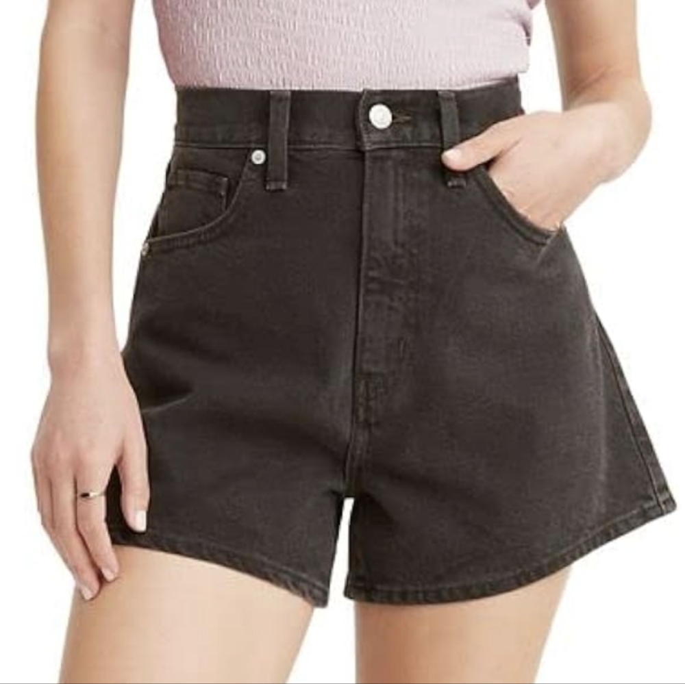 Levi's Black High-Waisted Mom Jean Shorts